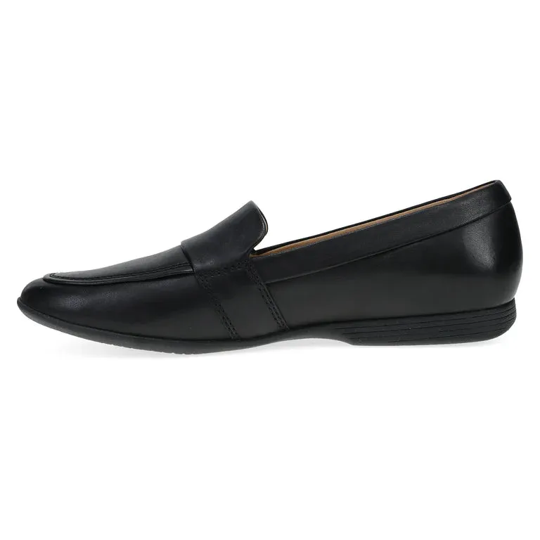 Linden Modern Refined Loafer in Black